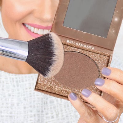 Bellamianta Illuminating Bronzing Powder how to use - Step 1